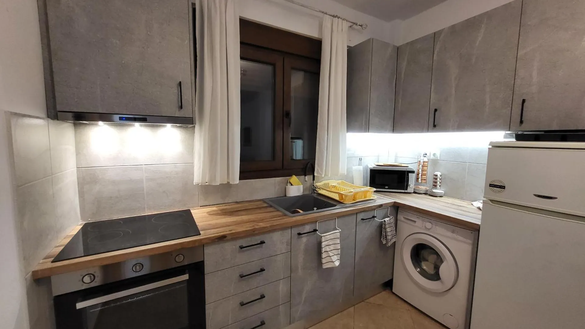Julia Apartment Ground Floor 200M From Sea Nea Kallikrateia